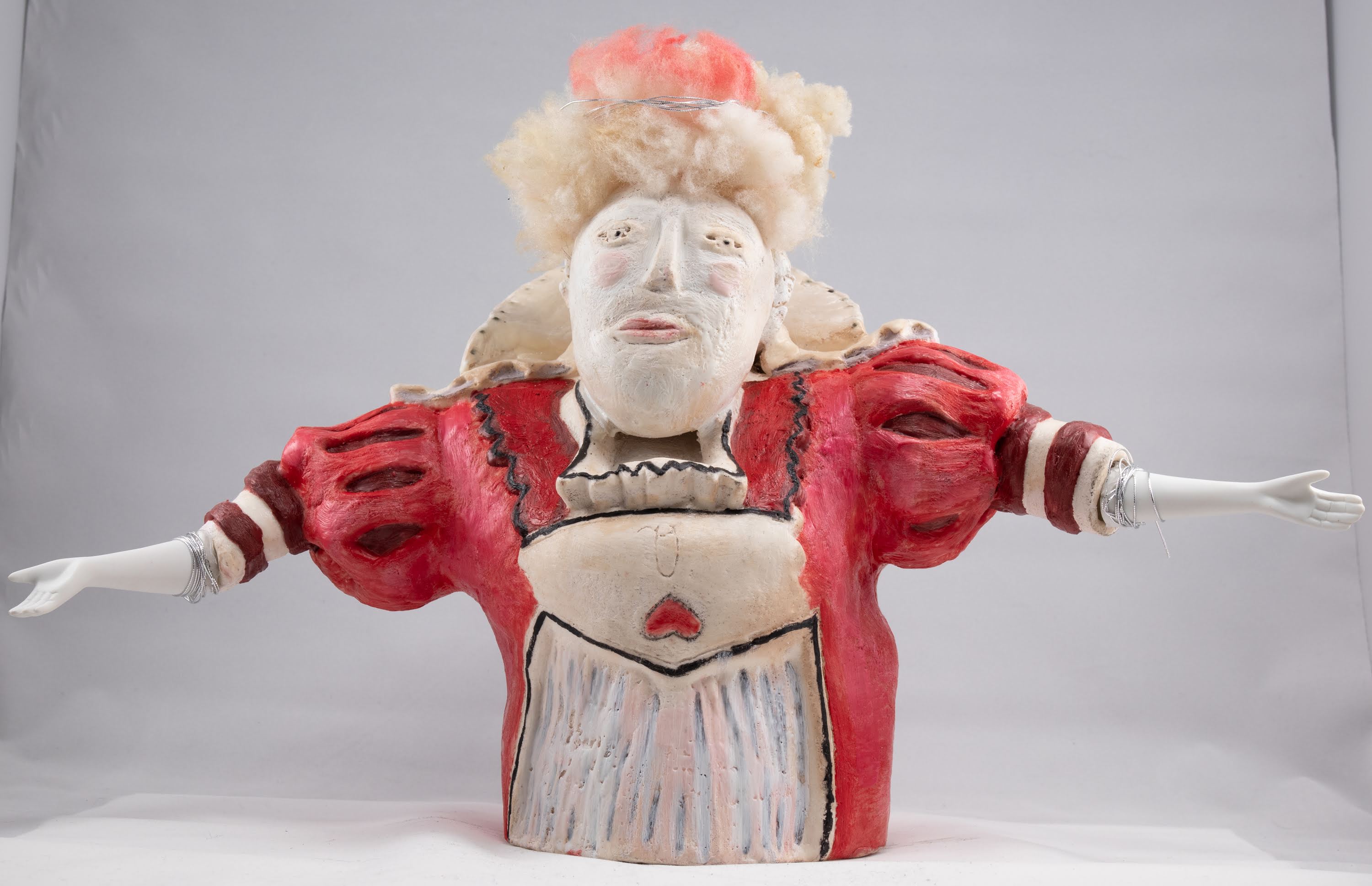Alicia Van de Bor - Sculpture - Queen