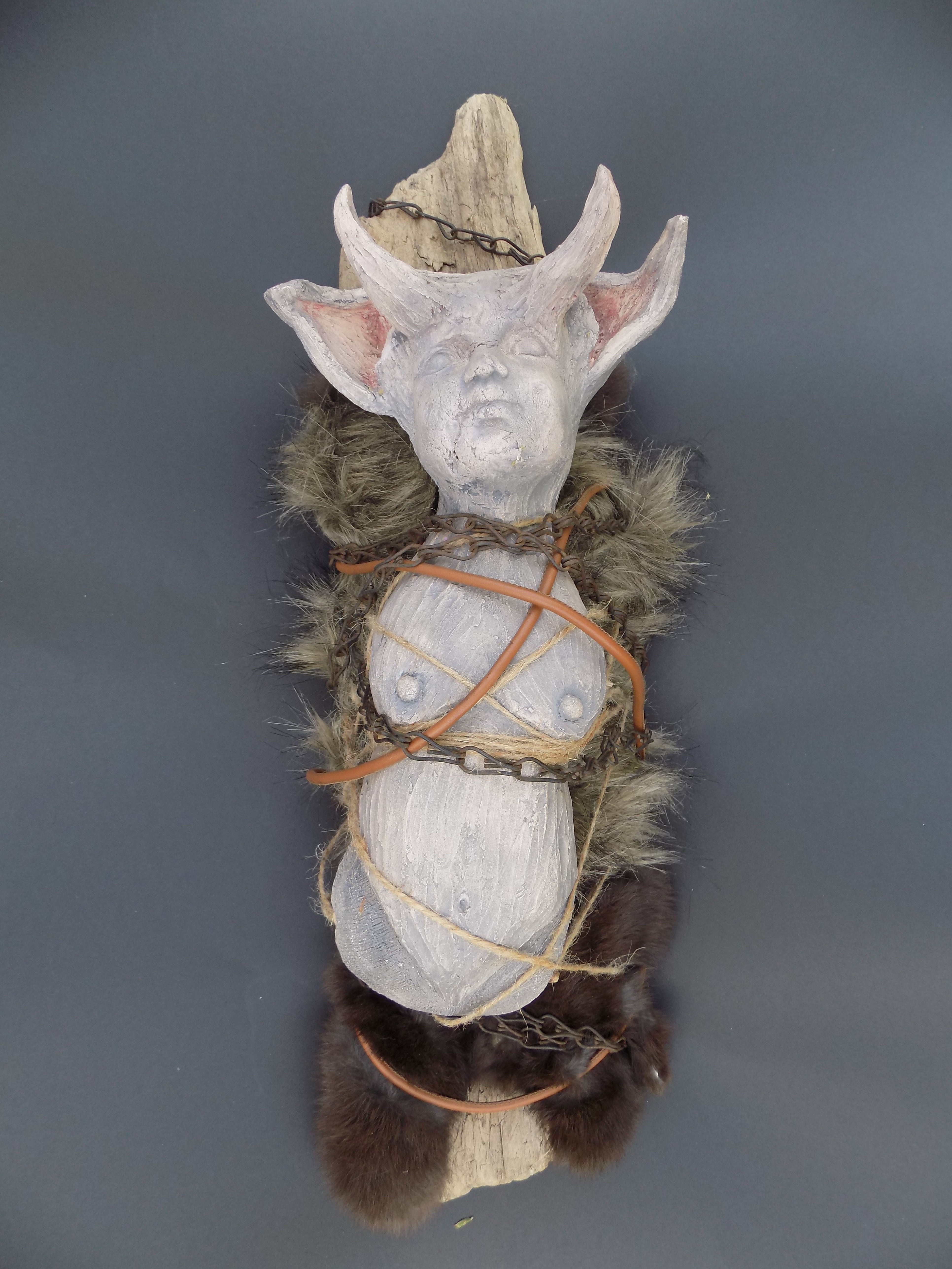 Jeff Desersa - Ceramic - statue