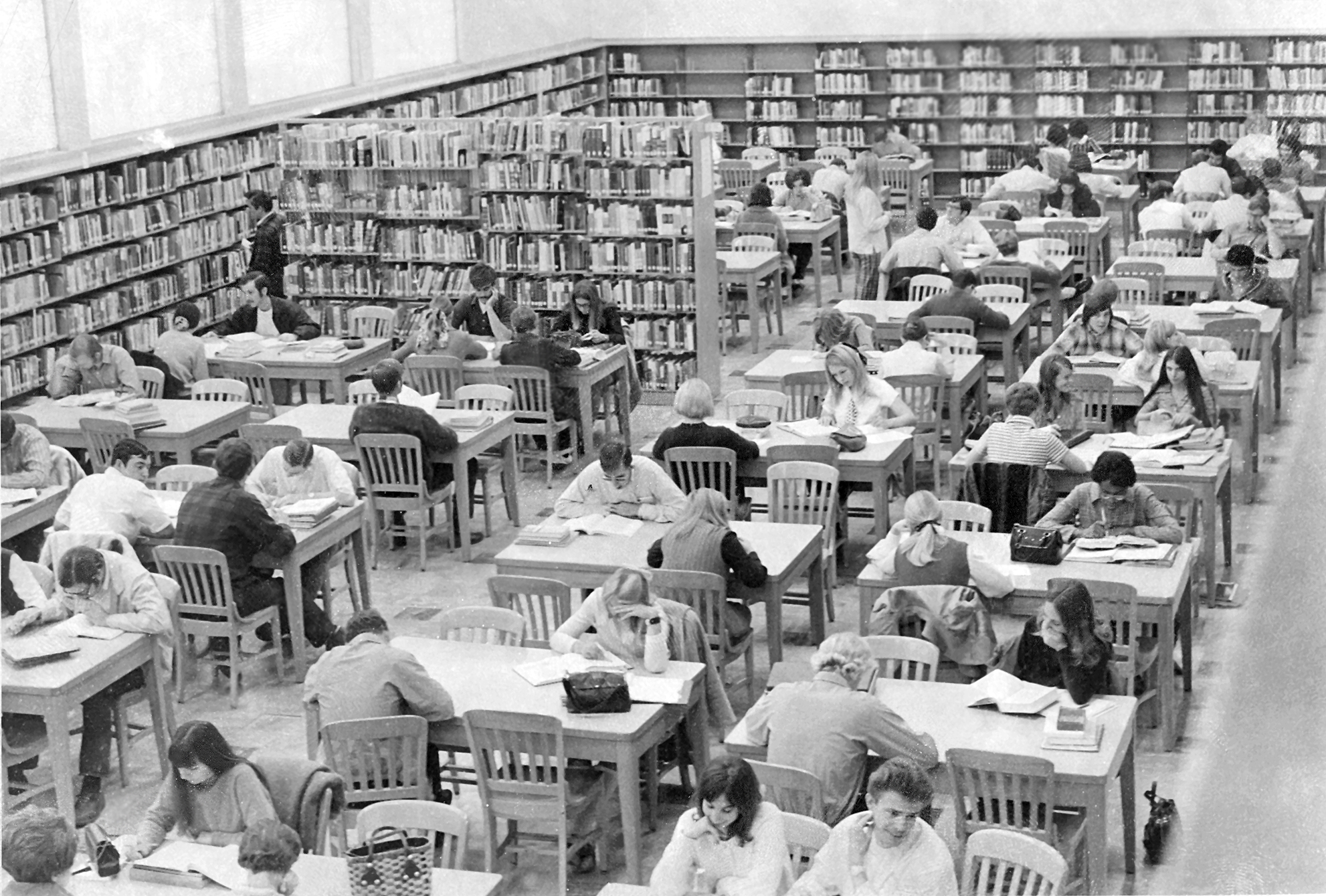 The scene inside Delta College's library.