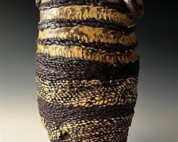 Alarez prayer vessel in motion