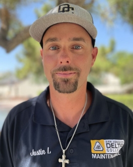 Photo of Justin Lovelace