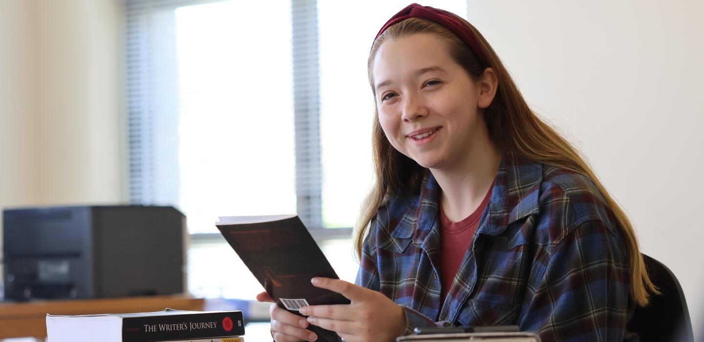 Photo of a student attending a workshop at the Goleman Library