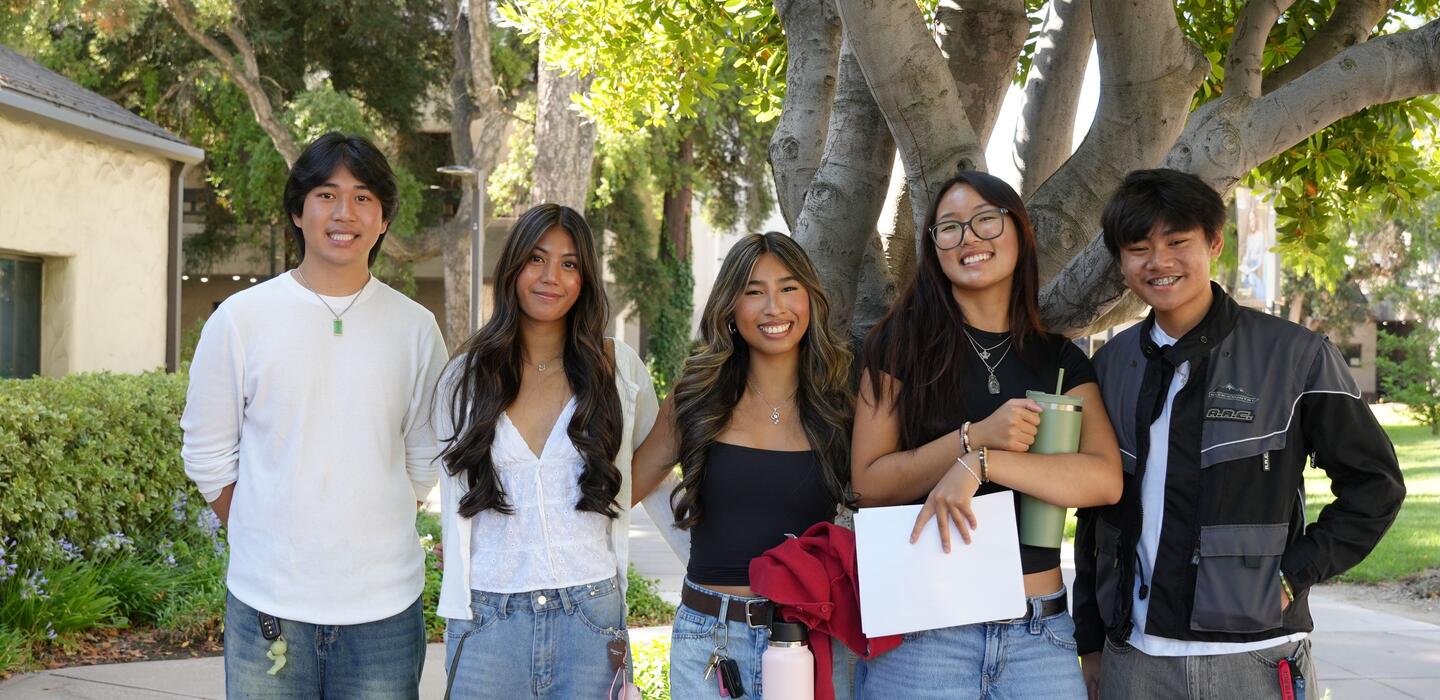 Group of Middle College students