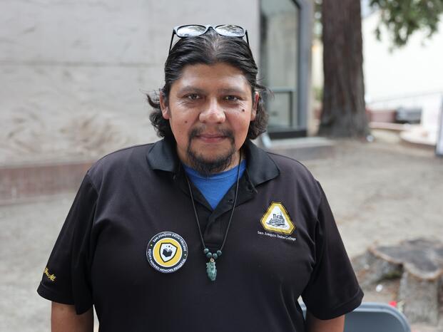 Photo of Professor Ricardo Aguilar