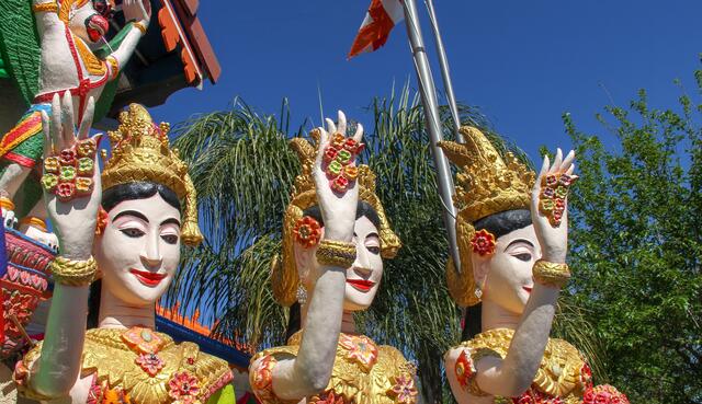Photo of the largest Buddhist temple in California