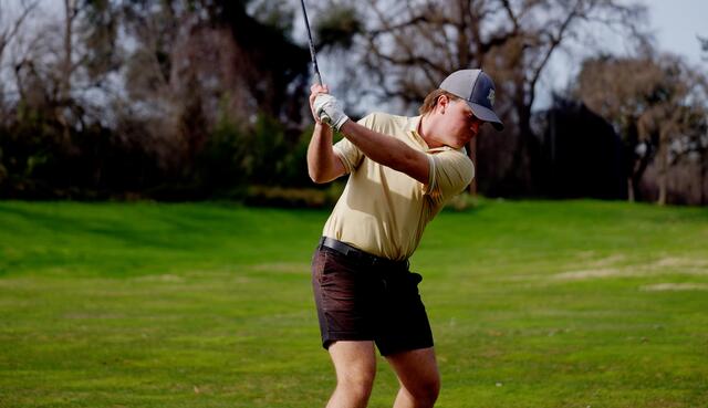 Photo of a Delta College golfer