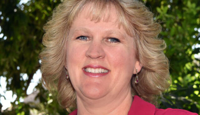 Photo of Danell Hepworth