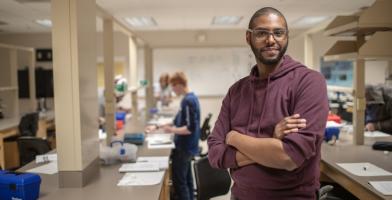 A Delta College electron microscopy student