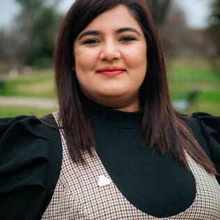 Photo of Arooj Rizvi