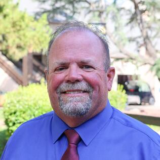 Photo of Daniel	Banowetz