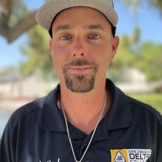 Photo of Justin Lovelace