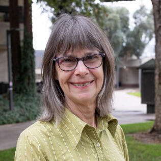 Photo of Shelly Swanson